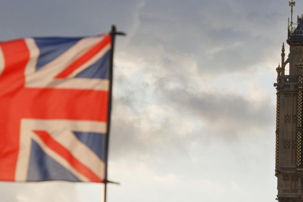 Schimbări majore în sistemul de imigrație din Marea Britanie. Ce trebuie să știe românii