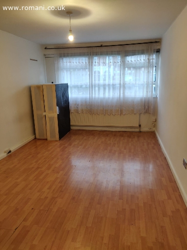 2 bedroom flat în E11 2PX