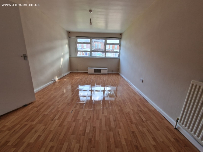 2 bedroom flat în E11 2PX
