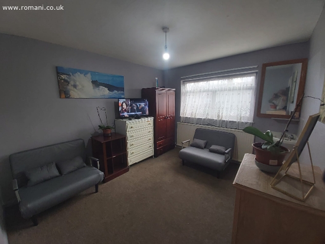 2 Camere Duble In Dagenham East
