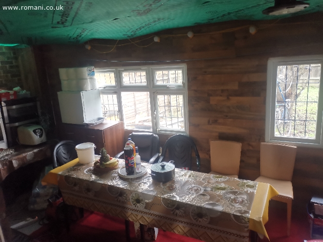 2 camere în aceiași casa