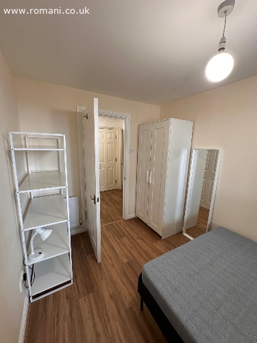 Cameră disponibilă în Canary Wharf - £1000