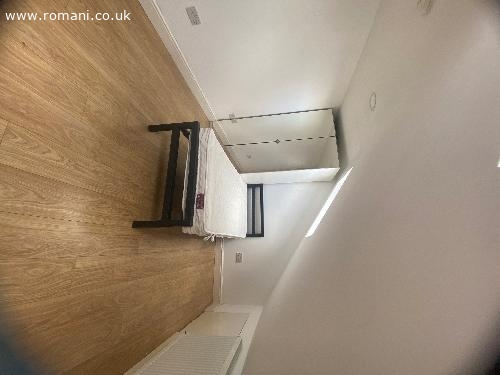 Camera double pt o persoană barking