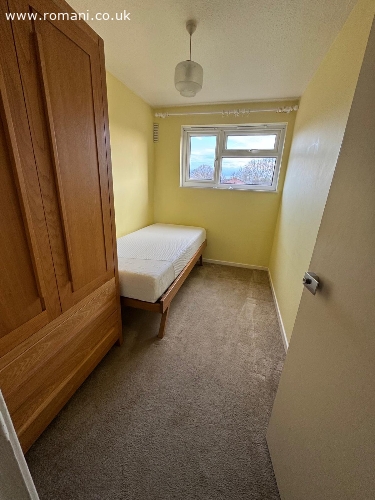 Camera dubla + camera medie