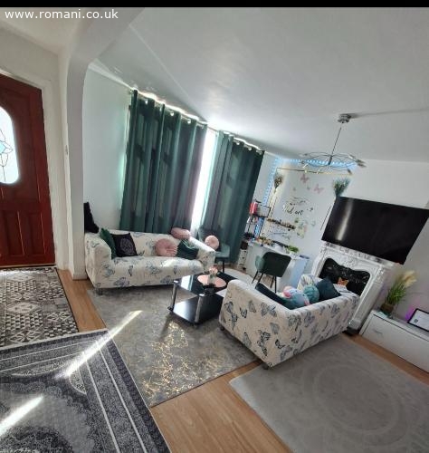 Camera dubla in Edmonton 600£ fara depozit si cu bill inclu