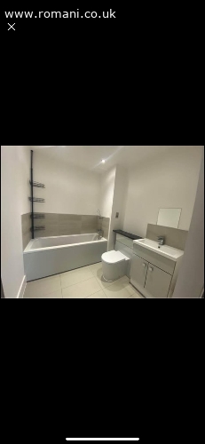 Camera dubla spatioasa cu baie proprie