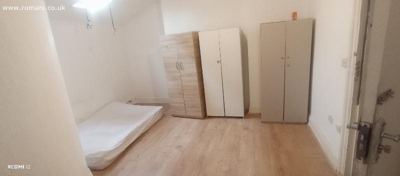 CAMERĂ DUBLĂ SPAȚIOASĂ DISPONIBILĂ – UPTON PARK, E7 8PP ✨
