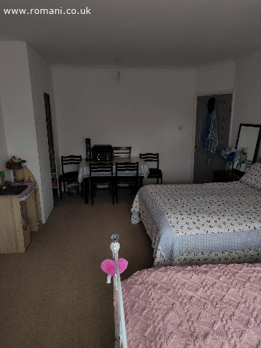 Camera king size de închiriat în Harrow