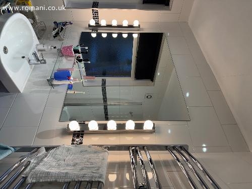 Camera medie de închiriat în Finchley central