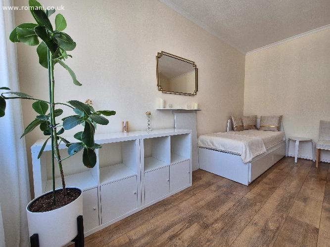 Camera single pentru o doamna sau domnisoara