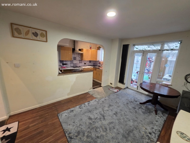 Casă cu 3 camere în RM9 6DJ