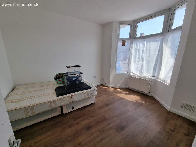 Casa cu grădină în IG1 1XW