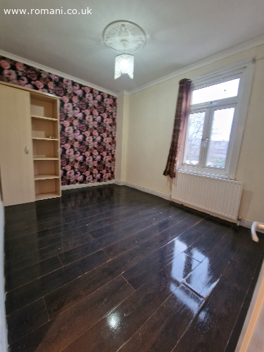 Casa cu grădină în IG11 8PZ