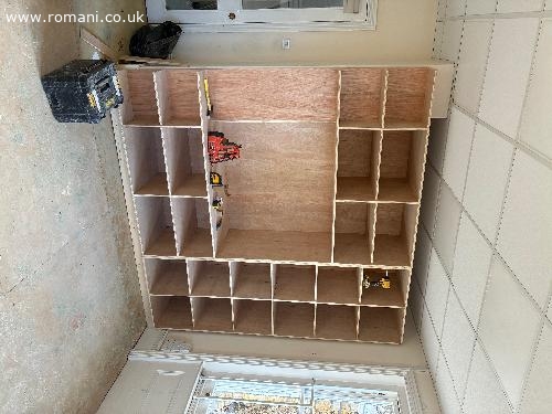 Echipa de carpenteri second fix