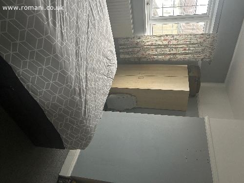 Închiriez cameră dublă în Chingford toate bilurile incluse