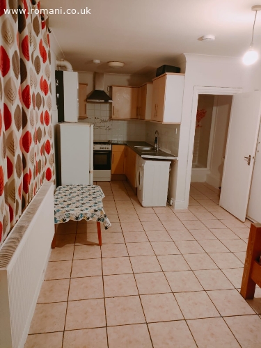 Studio flat / garsonieră în E7 8LW