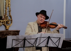 Virtuoso Violinist Alexander Bălănescu Graces Belgravia