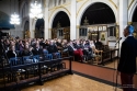 News - Stiri uk - 18239 filmul intre chin si amin a umplut st nektarios church din londra foto video