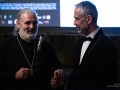 News - Stiri uk - 18239 filmul intre chin si amin a umplut st nektarios church din londra foto video