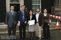 2008 - Evenimente ale comunitatii - Depunerea petitiei la Downing street